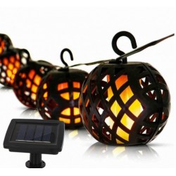Lampa LED cu incarcare solara, lant cu 6 felinare, cu lumina alb/cald Lampa LED cu incarcare solara, lant cu 6 felinare, cu lumina alb/cald